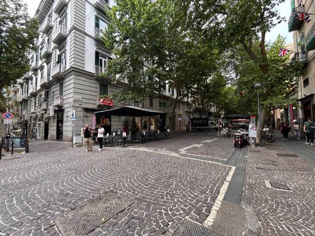 Appartamento in vendita a Napoli NA