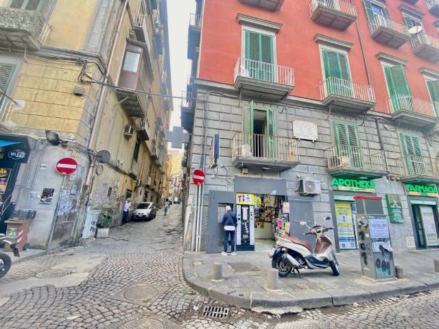 Appartamento in vendita a Napoli NA