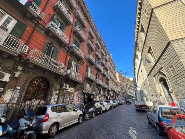 Appartamento in vendita a Napoli NA