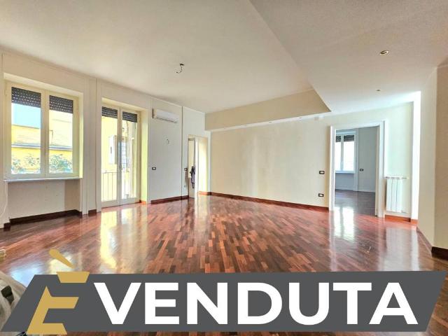 Appartamento in vendita a Napoli NA