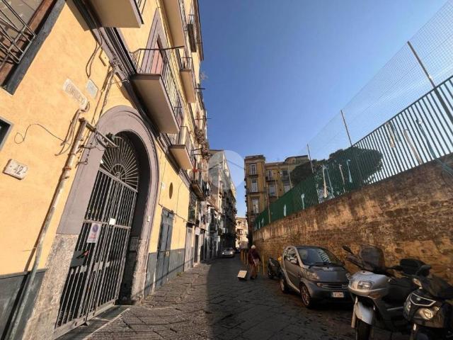 Appartamento in vendita a Napoli NA