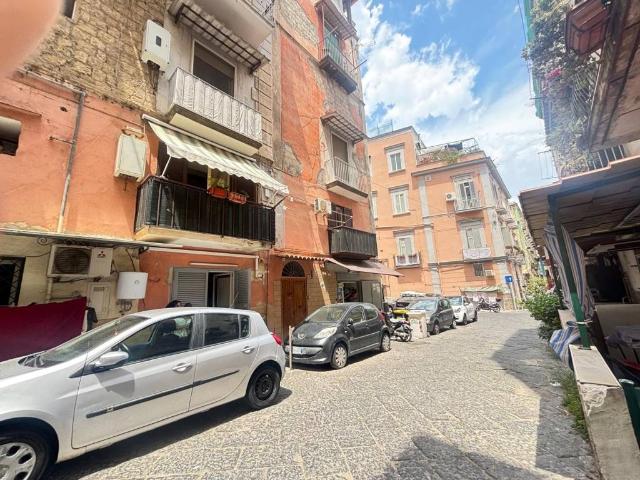 Appartamento in vendita a Napoli NA