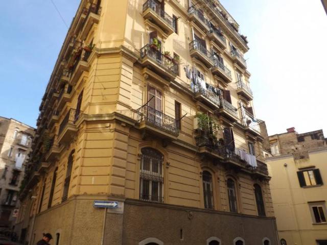 Appartamento in vendita a Napoli NA