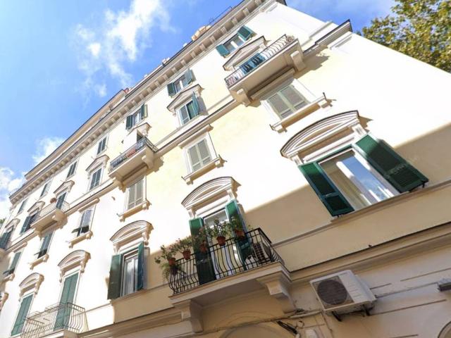 Appartamento in vendita a Napoli NA