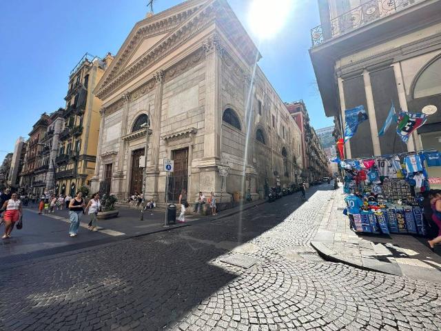 Appartamento in vendita a Napoli NA