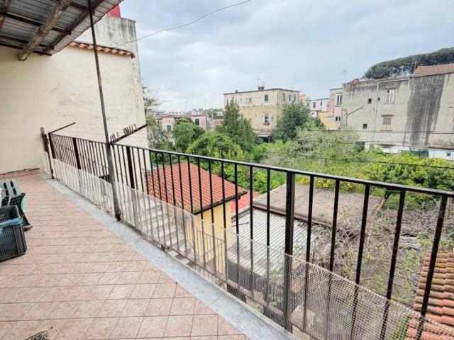Appartamento in vendita a Napoli NA