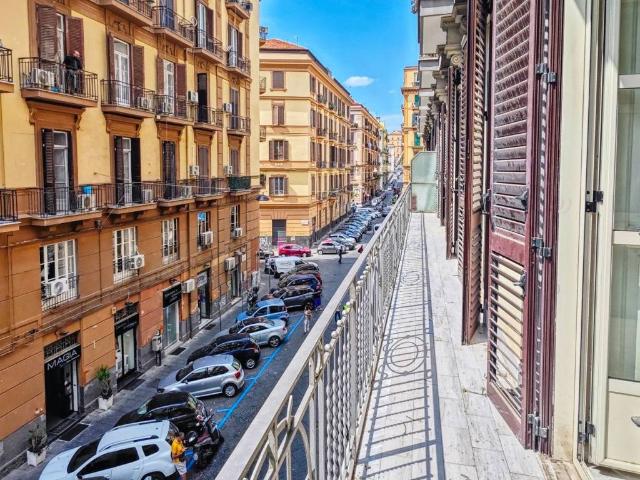 Appartamento in vendita a Napoli NA