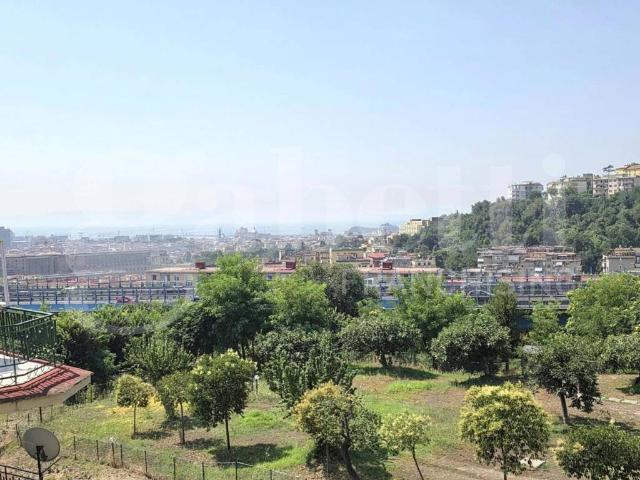 Appartamento in vendita a Napoli NA