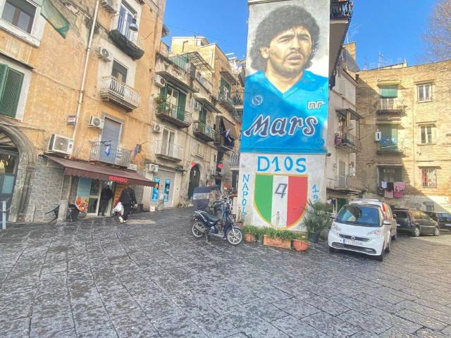 Appartamento in vendita a Napoli NA