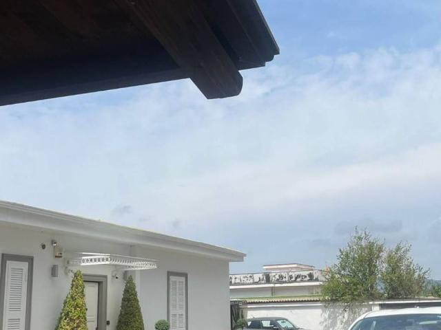 Appartamento in vendita a Napoli NA