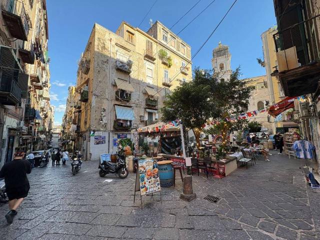 Appartamento in vendita a Napoli NA