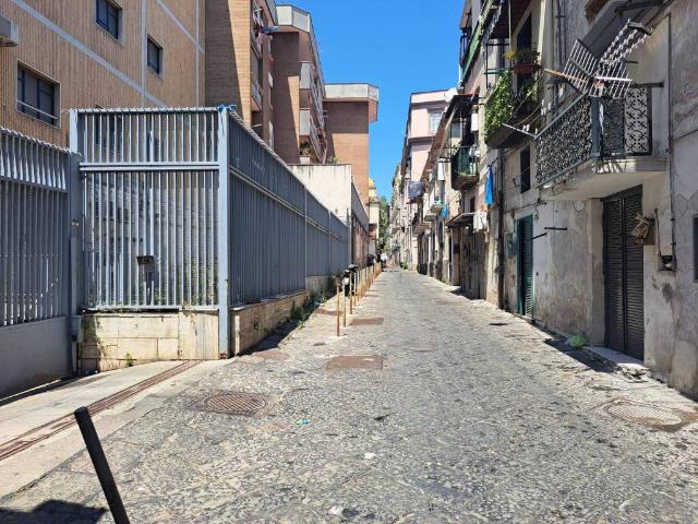 Appartamento in vendita a Napoli NA