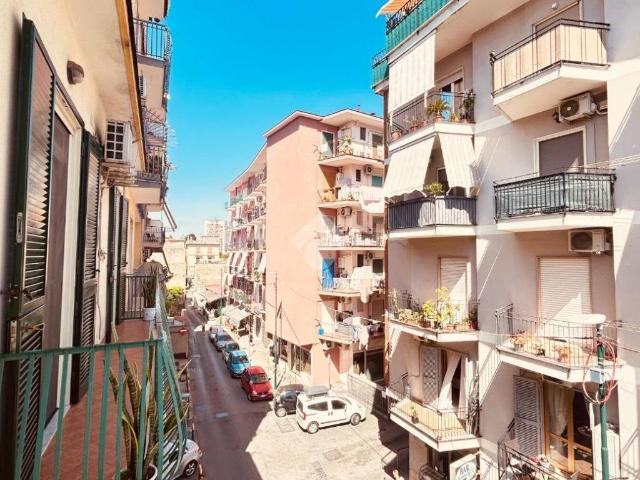 Appartamento in vendita a Napoli NA