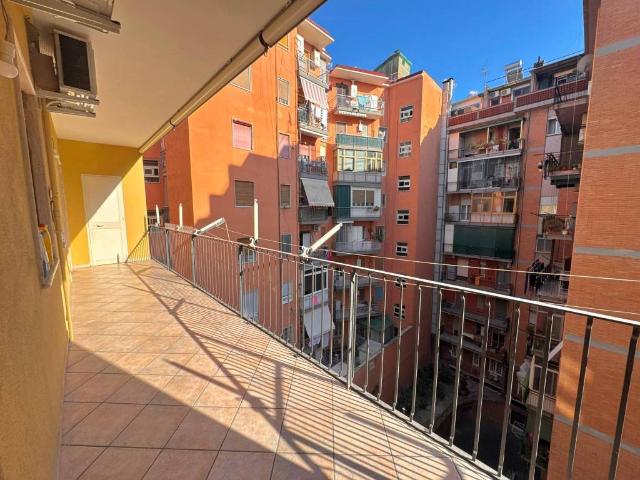 Appartamento in vendita a Napoli NA