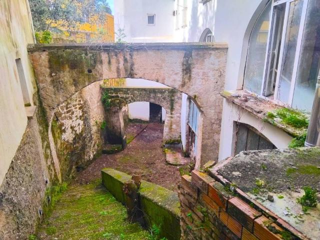 Appartamento in vendita a Napoli NA