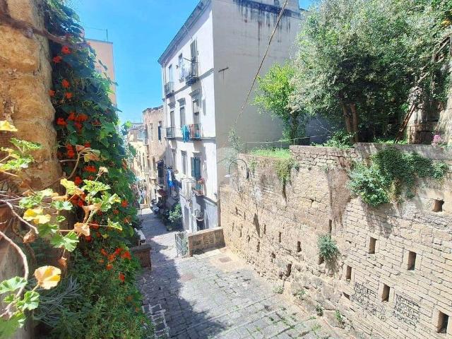 Appartamento in vendita a Napoli NA