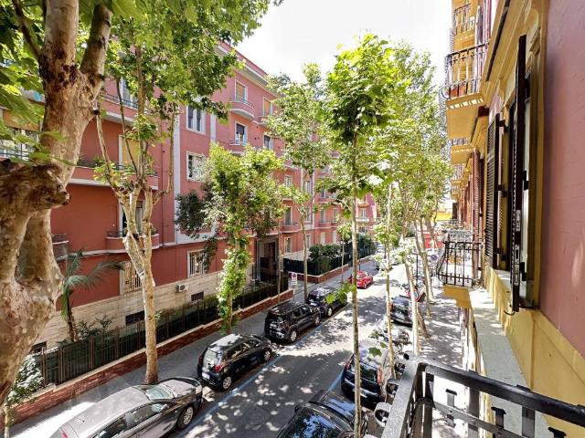 Appartamento in vendita a Napoli NA