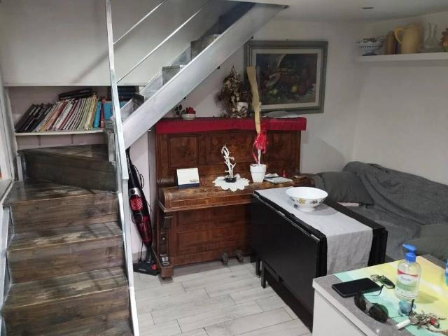 Appartamento in vendita a Napoli NA