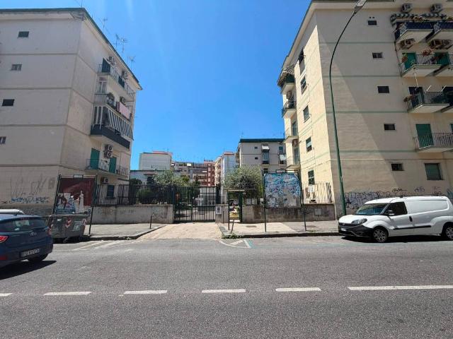 Appartamento in vendita a Napoli NA