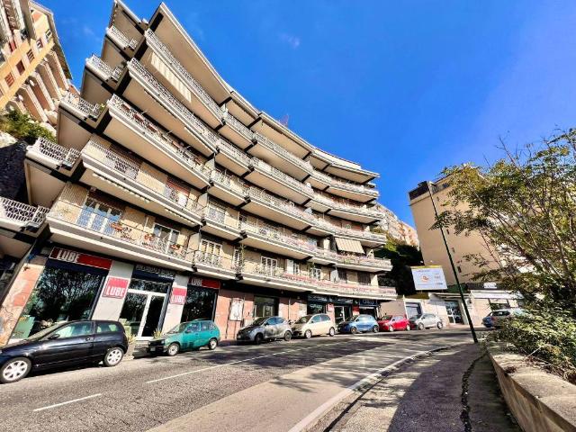 Appartamento in vendita a Napoli NA