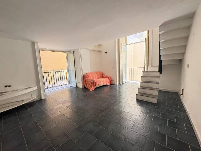 Appartamento in vendita a Napoli NA