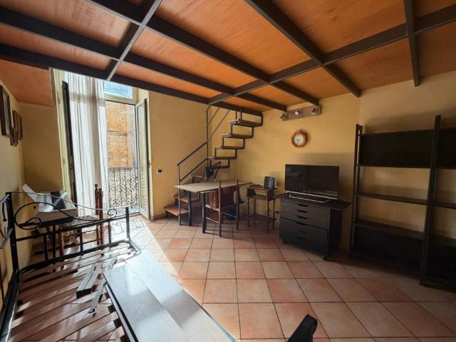 Appartamento in vendita a Napoli NA