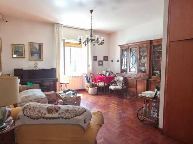 Appartamento in vendita a Napoli NA