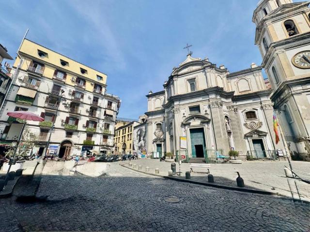 Appartamento in vendita a Napoli NA
