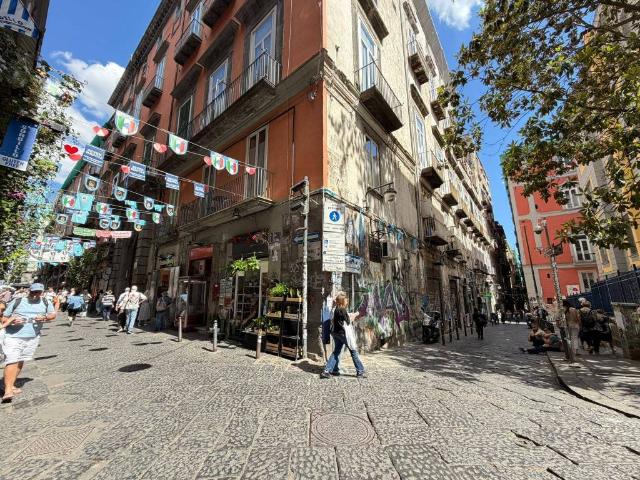 Appartamento in vendita a Napoli NA
