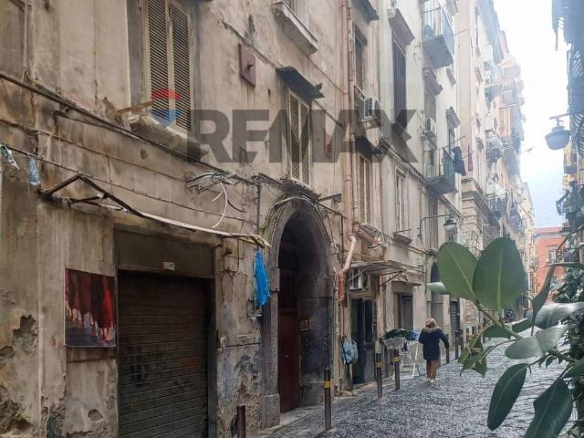 Appartamento in vendita a Napoli NA