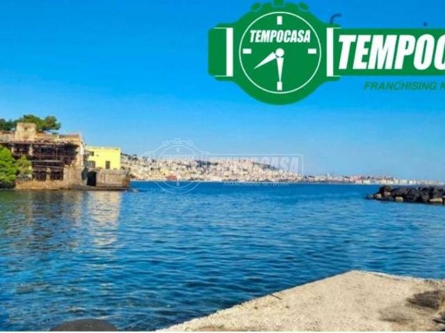 Appartamento in vendita a Napoli NA