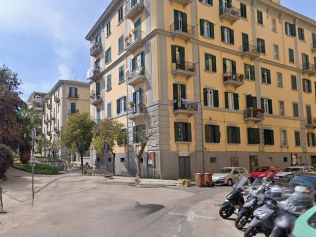 Appartamento in vendita a Napoli NA