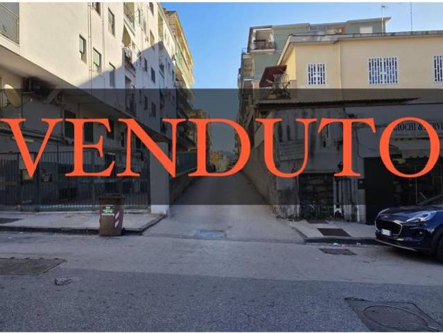 Appartamento in vendita a Napoli NA