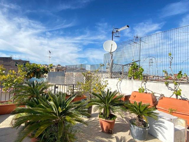 Appartamento in vendita a Napoli NA