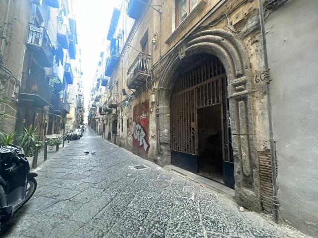 Appartamento in vendita a Napoli NA