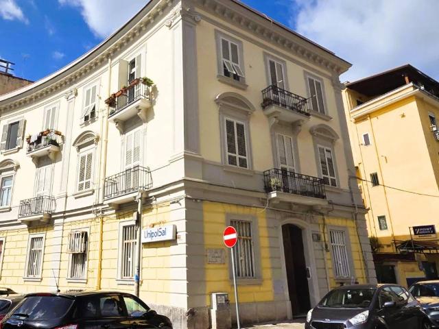 Appartamento in vendita a Napoli NA