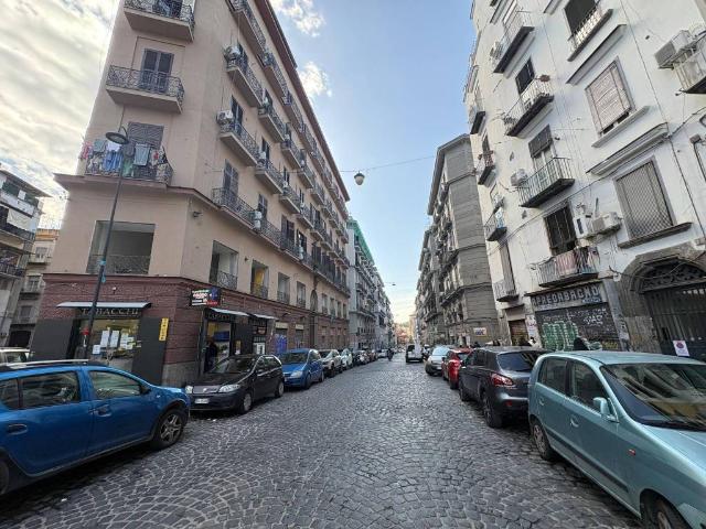 Appartamento in vendita a Napoli NA