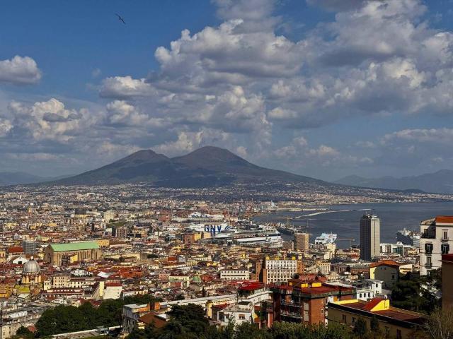 Appartamento in vendita a Napoli NA
