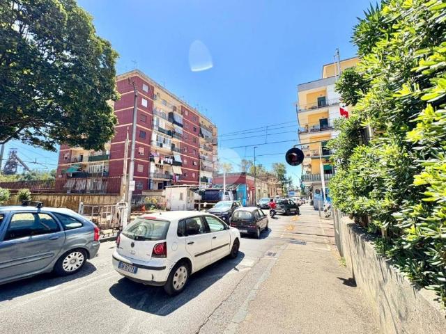 Appartamento in vendita a Napoli NA