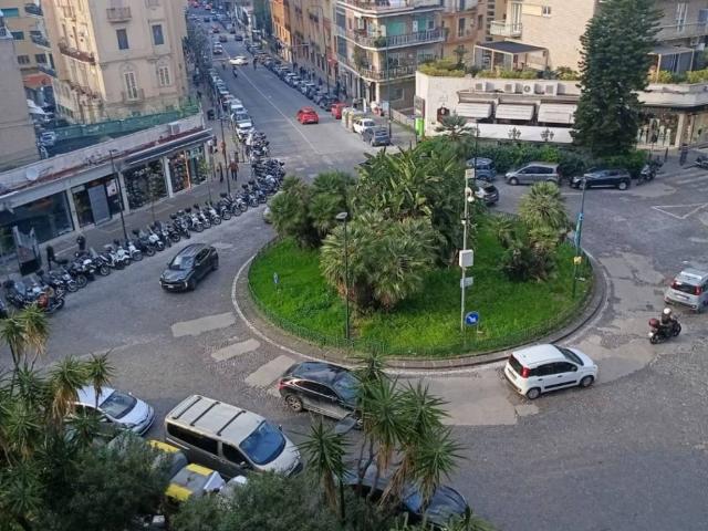 Appartamento in vendita a Napoli NA