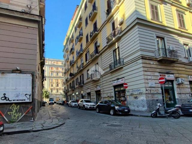 Appartamento in vendita a Napoli NA
