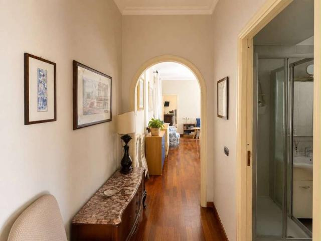 Appartamento in vendita a Napoli NA