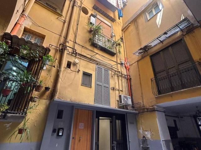Appartamento in vendita a Napoli NA