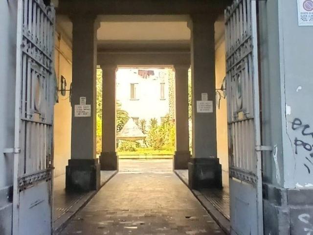 Appartamento in vendita a Napoli NA