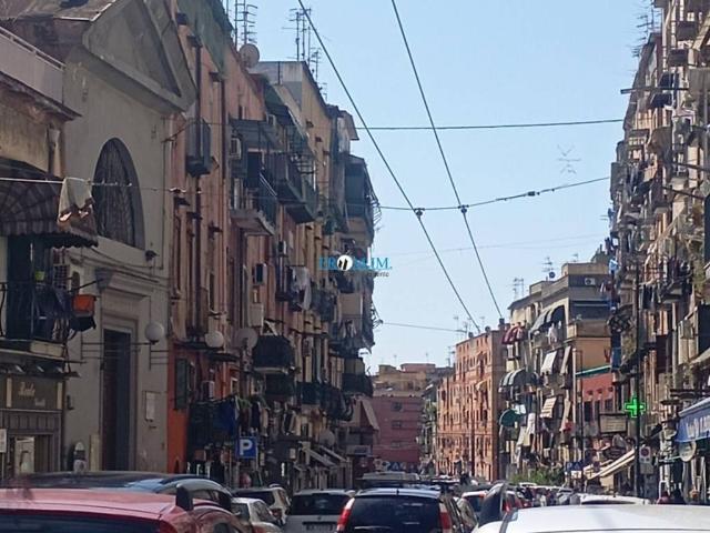 Appartamento in vendita a Napoli NA