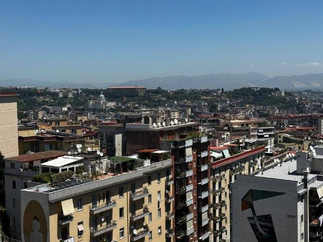 Appartamento in vendita a Napoli NA
