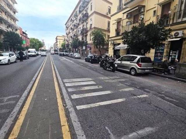 Appartamento in vendita a Napoli NA