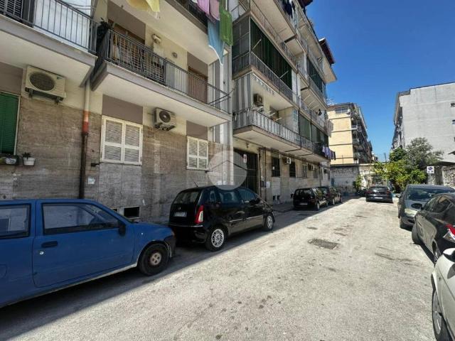 Appartamento in vendita a Napoli NA