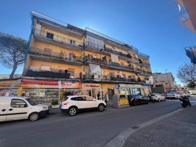 Appartamento in vendita a Napoli NA
