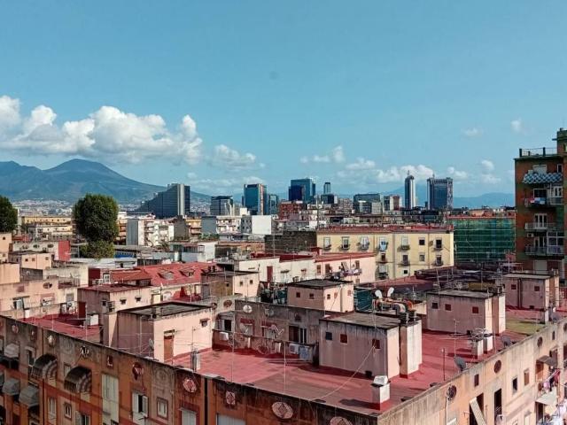 Appartamento in vendita a Napoli NA